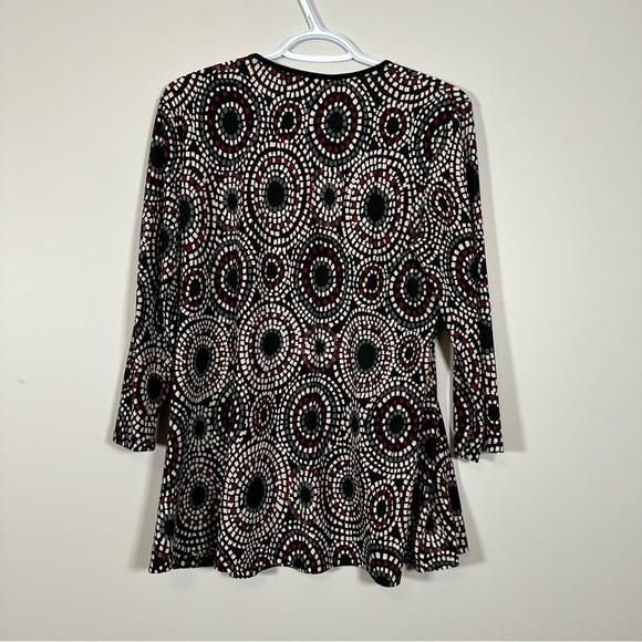 45. Raindance Cream Black Red Grey Print 3/4 Sleeve Size Large - Picture 9 of 13